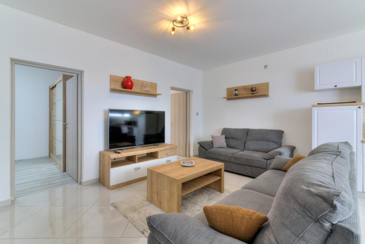 Apartment Luka Senj  Exterior photo